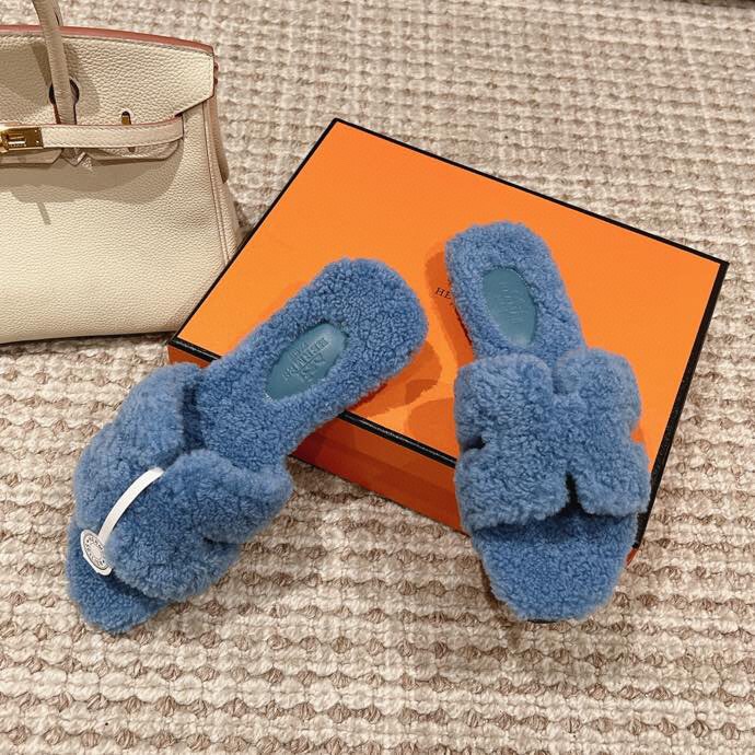 Hermes Slippers